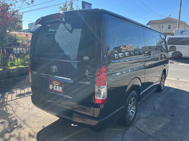 ハイエースバン スーパーＧＬ　ダークプライム　４ＷＤ　ディーゼルターボ　３０００　４型　スマートキー　１５ＡＷ　ＬＥＤヘッドライト　地デジ　ナビ　Ｂカメラ　コンビハンドル　ＡＣ１００Ｖ電源　ＥＴＣ（6枚目）