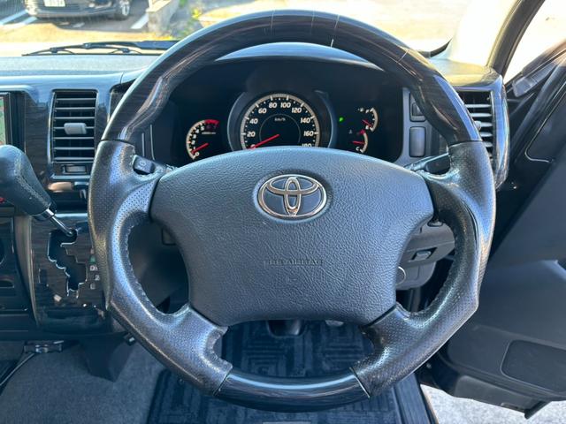 ハイエースバン ロングワイドスーパーＧＬ　４ＷＤ　２型　１６インチホイール　地デジ　ナビ　Ｂカメラ　フリップダウンモニター　クリアランスソナー　キーレス　ＥＴＣ（15枚目）