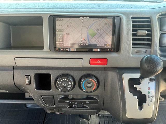 ハイエースバン ＳロングワイドＤＸ　４ＷＤ　３型　リアエアコン　ナビ　Ｂカメラ　電動格納式ステップ　キーレス　ＥＴＣ（15枚目）