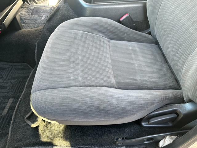 ハイエースバン ロングワイドスーパーGL ディーゼルターボ 3000 3型 HIDヘッドライト ナビ Bカメラ クリアランスソナー AC100V電源 キーレス ETC(12枚目)