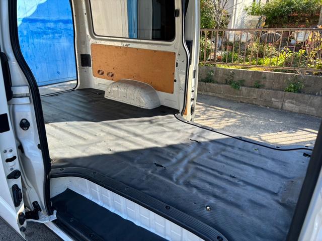 ハイエースバン ロングDX 4WD ディーゼルターボ 3000 4型 地デジ ナビ 両側スライドドア パワーウィンドウ キーレス ETC(13枚目)