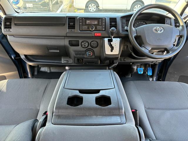 ハイエースバン ロングジャストローDXGLパック ディーゼルターボ 3000 4型 ルーフキャリア 15AW 両側スライドドア キーレス ETC(10枚目)