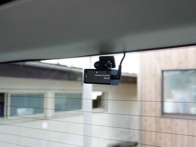 エルグランド 250ハイウェイスターアーバンクロム アルパインナビ バックカメラ フルセグTV 両側パワースライド 前後ドラレコ ディスチャージライト ETC ハーフレザーシート スマートキー2個(8枚目)