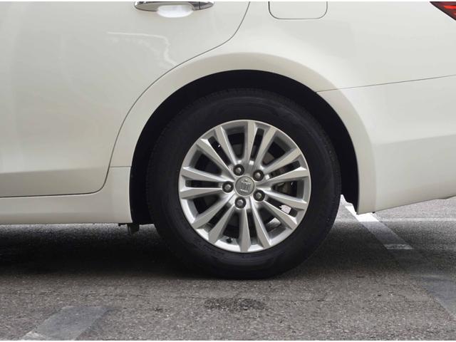 クラウンハイブリッド ロイヤルサルーン　スーパライブサウンド　純正ナビ　フルセグＴＶ　バックカメラ　Ｂｌｕｅｔｏｏｔｈ　パワーシート　ビルトインＥＴＣ　ディスチャージライト　クルコン　ステアリモコン　オートスイングＷエアコン（17枚目）