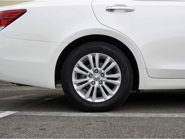 クラウンハイブリッド ロイヤルサルーン　スーパライブサウンド　純正ナビ　フルセグＴＶ　バックカメラ　Ｂｌｕｅｔｏｏｔｈ　パワーシート　ビルトインＥＴＣ　ディスチャージライト　クルコン　ステアリモコン　オートスイングＷエアコン（18枚目）