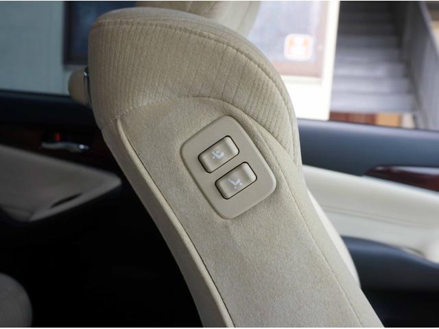 クラウンハイブリッド ロイヤルサルーン　スーパライブサウンド　純正ナビ　フルセグＴＶ　バックカメラ　Ｂｌｕｅｔｏｏｔｈ　パワーシート　ビルトインＥＴＣ　ディスチャージライト　クルコン　ステアリモコン　オートスイングＷエアコン（34枚目）