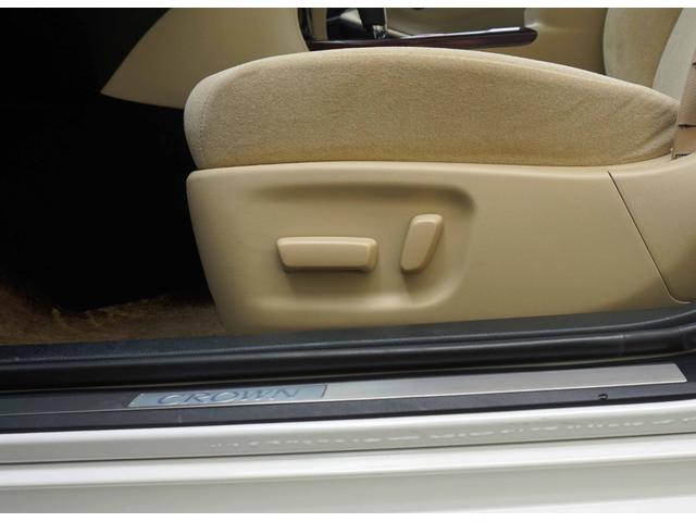 クラウンハイブリッド ロイヤルサルーン　スーパライブサウンド　純正ナビ　フルセグＴＶ　バックカメラ　Ｂｌｕｅｔｏｏｔｈ　パワーシート　ビルトインＥＴＣ　ディスチャージライト　クルコン　ステアリモコン　オートスイングＷエアコン（36枚目）