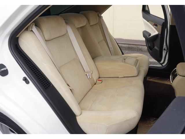 クラウンハイブリッド ロイヤルサルーン　スーパライブサウンド　純正ナビ　フルセグＴＶ　バックカメラ　Ｂｌｕｅｔｏｏｔｈ　パワーシート　ビルトインＥＴＣ　ディスチャージライト　クルコン　ステアリモコン　オートスイングＷエアコン（38枚目）