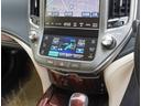 ロイヤルサルーン　スーパライブサウンド　純正ナビ　フルセグＴＶ　バックカメラ　Ｂｌｕｅｔｏｏｔｈ　パワーシート　ビルトインＥＴＣ　ディスチャージライト　クルコン　ステアリモコン　オートスイングＷエアコン（26枚目）