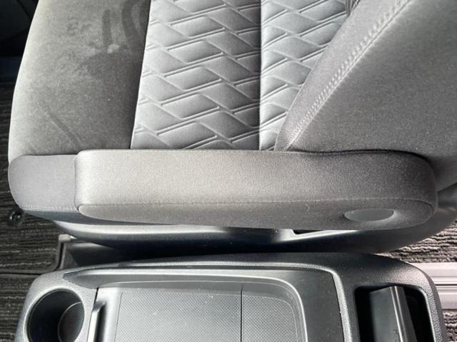 アルファード Ｓ　新品タイヤ／保証書／ディスプレイオーディオ＋ナビ９インチ／フリップダウンモニター　純正　１２．１インチ／トヨタセーフティセンス／両側電動スライドドア／車線逸脱防止支援システム　衝突被害軽減システム（39枚目）