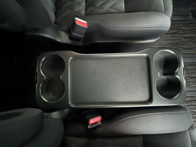 アルファード Ｓ　新品タイヤ／保証書／ディスプレイオーディオ＋ナビ９インチ／フリップダウンモニター　純正　１２．１インチ／トヨタセーフティセンス／両側電動スライドドア／車線逸脱防止支援システム　衝突被害軽減システム（45枚目）