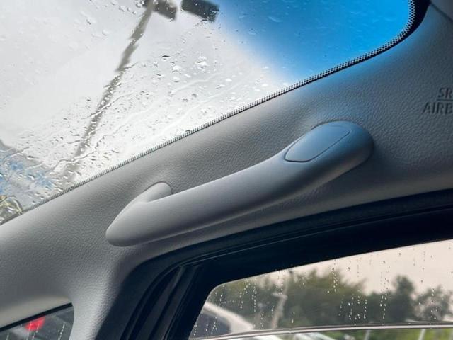 アルファード Ｓ　新品タイヤ／保証書／ディスプレイオーディオ＋ナビ９インチ／フリップダウンモニター　純正　１２．１インチ／トヨタセーフティセンス／両側電動スライドドア／車線逸脱防止支援システム　衝突被害軽減システム（52枚目）