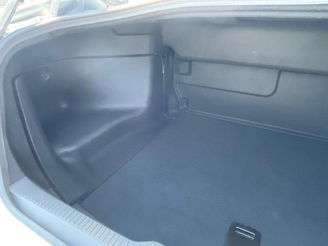 クラウンハイブリッド Gエグゼクティブ 保証書/純正 8インチ ナビ/デジタルインナーミラー/トヨタセーフティセンス/シートヒーター 全席/パノラミックビューモニター/車線逸脱防止支援システム/シート フルレザー/ドライブレコーダー 純正(24枚目)