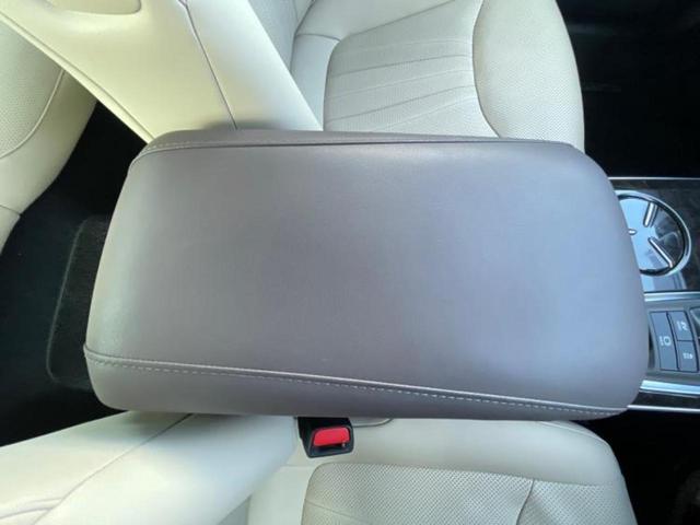 クラウンハイブリッド Gエグゼクティブ 保証書/純正 8インチ ナビ/デジタルインナーミラー/トヨタセーフティセンス/シートヒーター 全席/パノラミックビューモニター/車線逸脱防止支援システム/シート フルレザー/ドライブレコーダー 純正(34枚目)