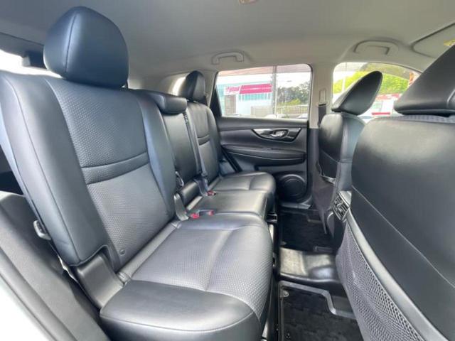 エクストレイル 4WD20Xi 保証書/純正 SDナビ/インテリジェントルームミラー/エマージェンシーブレーキ/シートヒーター 前席/アラウンドビューモニター/車線逸脱防止支援システム/電動バックドア/ヘッドランプ LED 4WD(5枚目)