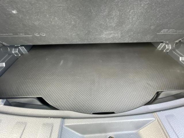 エクストレイル 4WD20Xi 保証書/純正 SDナビ/インテリジェントルームミラー/エマージェンシーブレーキ/シートヒーター 前席/アラウンドビューモニター/車線逸脱防止支援システム/電動バックドア/ヘッドランプ LED 4WD(23枚目)
