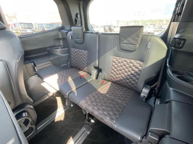 ヴォクシー S-Z ディスプレイオーディオ+ナビ10.5インチ/トヨタセーフティセンス/両側電動スライドドア/シートヒーター 前席/車線逸脱防止支援システム/シート ハーフレザー/ヘッドランプ LED バックカメラ(19枚目)