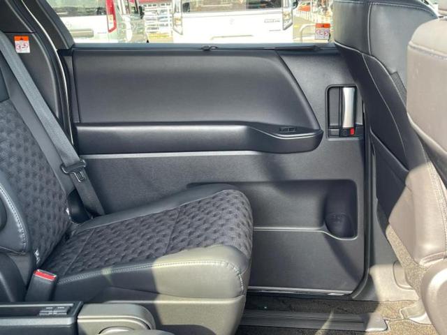 ヴォクシー S-Z ディスプレイオーディオ+ナビ10.5インチ/トヨタセーフティセンス/両側電動スライドドア/シートヒーター 前席/車線逸脱防止支援システム/シート ハーフレザー/ヘッドランプ LED バックカメラ(23枚目)