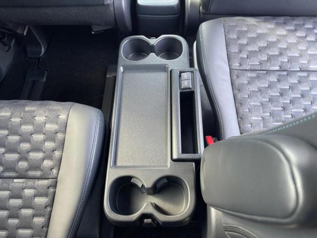 ヴォクシー S-Z ディスプレイオーディオ+ナビ10.5インチ/トヨタセーフティセンス/両側電動スライドドア/シートヒーター 前席/車線逸脱防止支援システム/シート ハーフレザー/ヘッドランプ LED バックカメラ(41枚目)