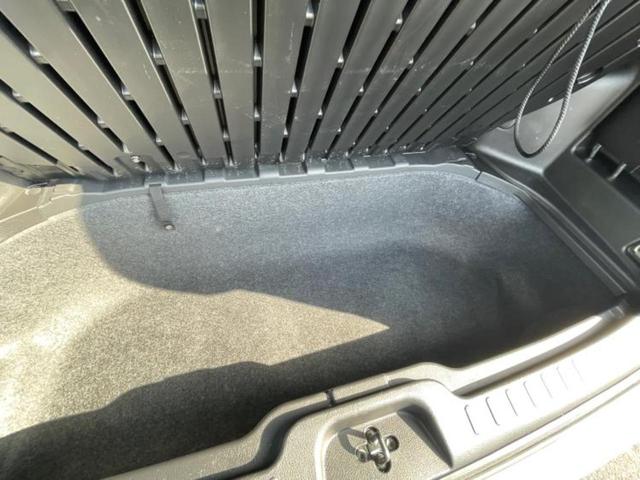 セレナ ハイウェイスター　新品タイヤ／純正　９インチ　ナビ／フリップダウンモニター　純正　１１インチ／インテリジェントルームミラー／エマージェンシーブレーキ／両側電動スライドドア／アラウンドビューモニター　衝突被害軽減システム（26枚目）