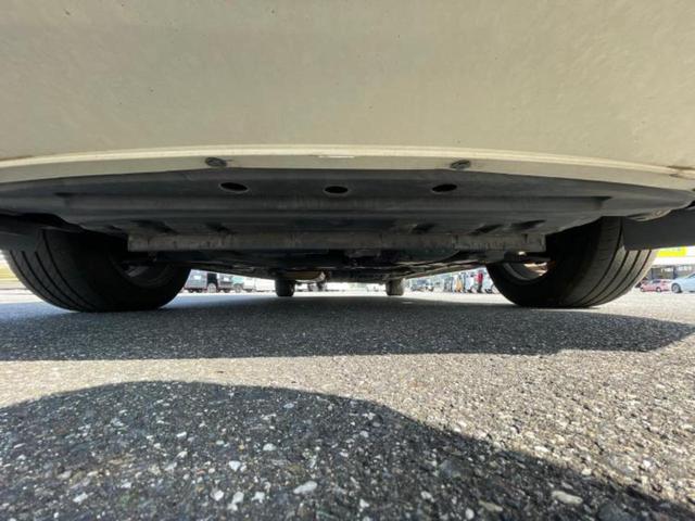 セレナ ハイウェイスター　新品タイヤ／純正　９インチ　ナビ／フリップダウンモニター　純正　１１インチ／インテリジェントルームミラー／エマージェンシーブレーキ／両側電動スライドドア／アラウンドビューモニター　衝突被害軽減システム（60枚目）