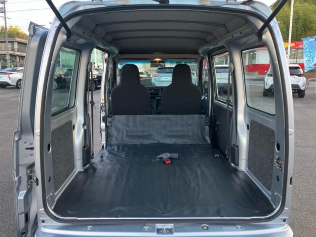 ハイゼットカーゴ スペシャルＳＡ３　保証書／スマートアシスト（トヨタ・ダイハツ）／車線逸脱防止支援システム／ＥＢＤ付ＡＢＳ／横滑り防止装置／アイドリングストップ／禁煙車／衝突安全ボディ／パワーウインドウ／パワーステアリング（19枚目）