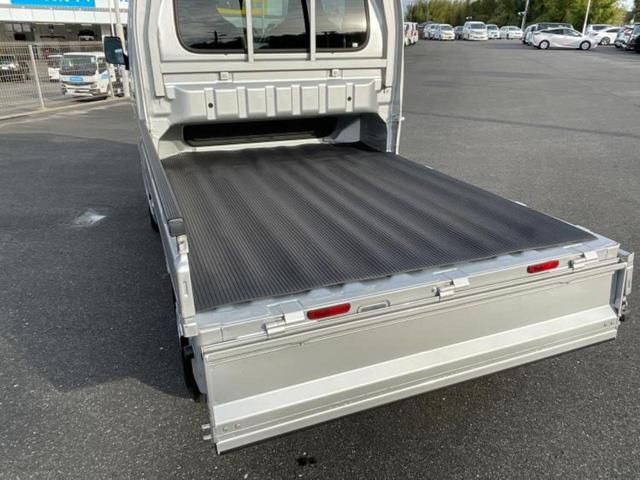スーパーキャリイ 4WD L 新品タイヤ/衝突安全装置/EBD付ABS/横滑り防止装置/禁煙車/エアバッグ 運転席/エアバッグ 助手席/衝突安全ボディ/パワーステアリング/オートライト/マニュアルエアコン/ユーザー買取車 4WD(25枚目)