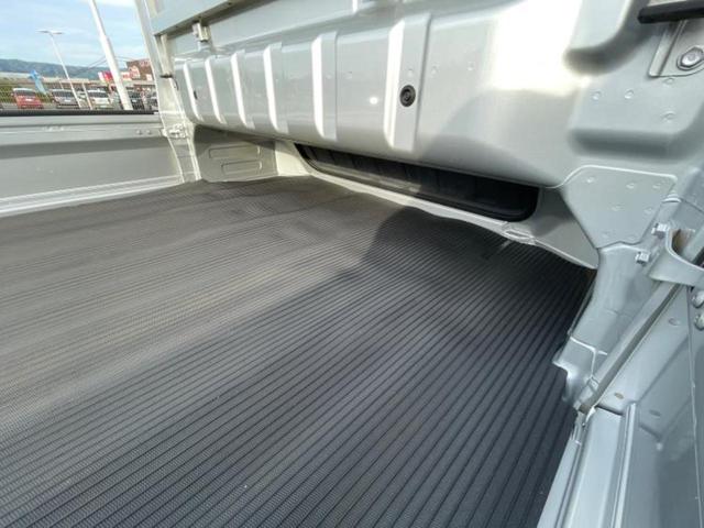 スーパーキャリイ 4WD L 新品タイヤ/衝突安全装置/EBD付ABS/横滑り防止装置/禁煙車/エアバッグ 運転席/エアバッグ 助手席/衝突安全ボディ/パワーステアリング/オートライト/マニュアルエアコン/ユーザー買取車 4WD(29枚目)