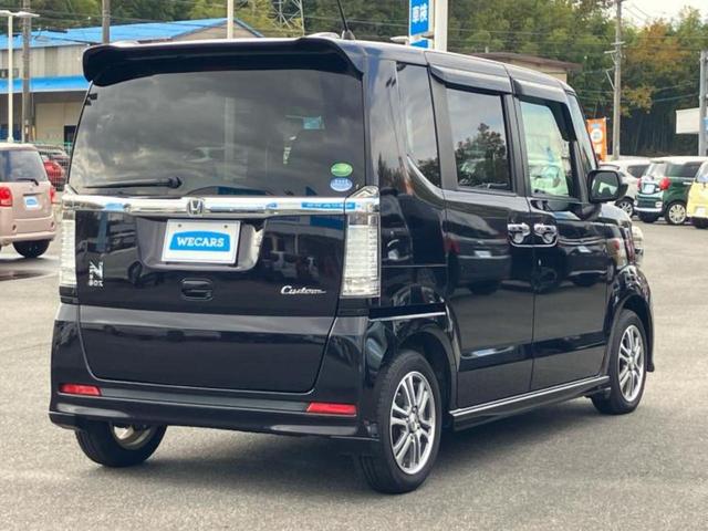 N-BOXカスタム G・Aパッケージ 新品タイヤ/社外 SDナビ/シティーブレーキアクティブシステム(ホンダ)/電動スライドドア/車線逸脱防止支援システム/ヘッドランプ HID/EBD付ABS/横滑り防止装置 DVD再生 レーンアシスト(3枚目)