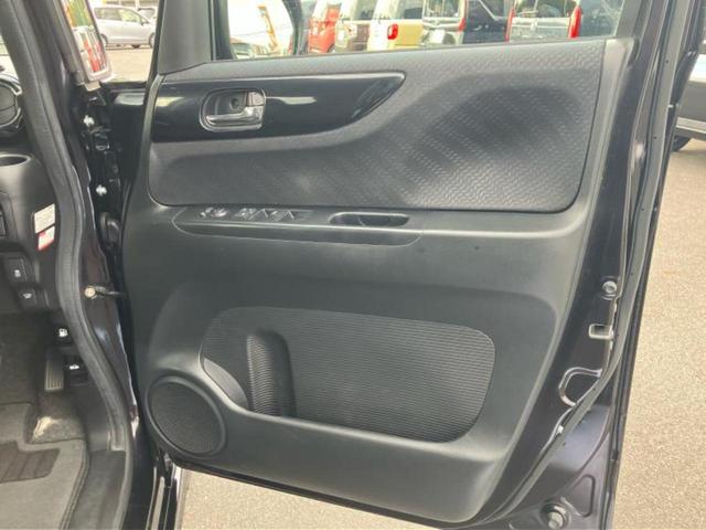 N-BOXカスタム G・Aパッケージ 新品タイヤ/社外 SDナビ/シティーブレーキアクティブシステム(ホンダ)/電動スライドドア/車線逸脱防止支援システム/ヘッドランプ HID/EBD付ABS/横滑り防止装置 DVD再生 レーンアシスト(20枚目)