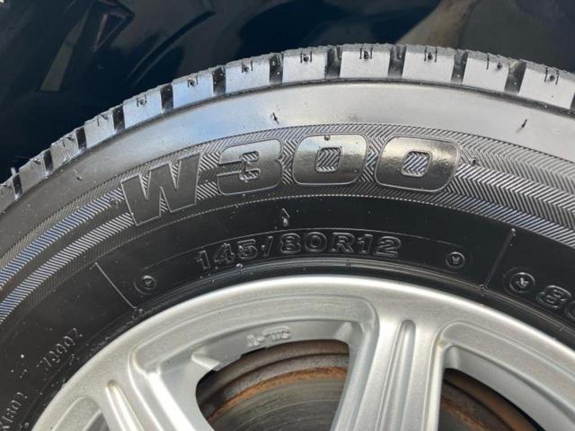 ＮＶ１００クリッパーバン ４ＷＤ　ＤＸ　新品タイヤ／ヘッドランプ　ＬＥＤ／禁煙車／エアバッグ　運転席／エアバッグ　助手席／ＭＴモード付き／アルミホイール　社外　１２インチ／パワーステアリング／マニュアルエアコン／取扱説明書　４ＷＤ（37枚目）