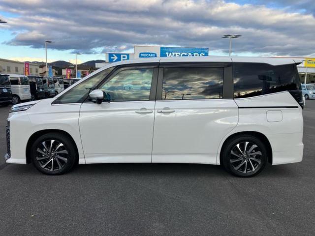 ヴォクシー ハイブリッドS-Z ディスプレイオーディオ+ナビ10.5インチ/フリップダウンモニター 純正 14インチ/トヨタセーフティセンス/両側電動スライドドア/シートヒーター 前席/車線逸脱防止支援システム 衝突被害軽減システム(2枚目)