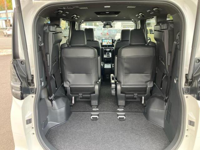 ヴォクシー ハイブリッドS-Z ディスプレイオーディオ+ナビ10.5インチ/フリップダウンモニター 純正 14インチ/トヨタセーフティセンス/両側電動スライドドア/シートヒーター 前席/車線逸脱防止支援システム 衝突被害軽減システム(21枚目)