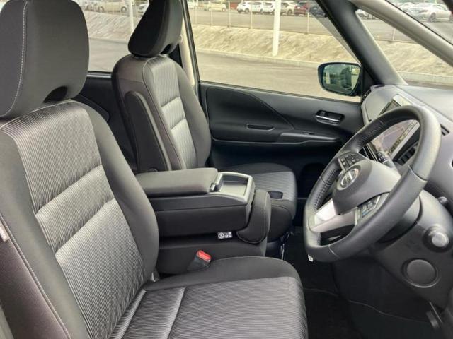 セレナ ハイウェイスターV 保証書/純正 10インチ SDナビ/インテリジェントルームミラー/エマージェンシーブレーキ/両側電動スライドドア/アラウンドビューモニター/車線逸脱防止支援システム/プロパイロット 全周囲カメラ(4枚目)