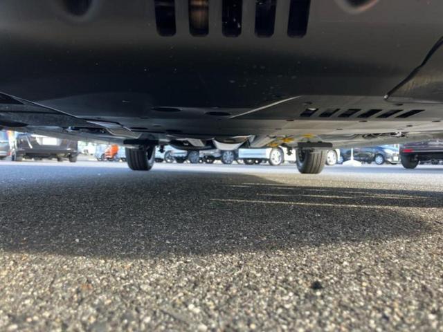 ルーミー カスタムＧ－Ｔ　保証書／ディスプレイオーディオ９インチ／スマートアシスト（トヨタ・ダイハツ）／両側電動スライドドア／シートヒーター　前席／パノラミックビューモニター／車線逸脱防止支援システム／登録済未使用車　ターボ（36枚目）