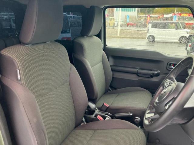 ジムニー ４ＷＤ　ＸＣ　新品タイヤ／保証書／純正　ＳＤナビ／セーフティサポート（スズキ）／シートヒーター　前席／車線逸脱防止支援システム／ドライブレコーダー　前後／ヘッドランプ　ＬＥＤ／Ｂｌｕｅｔｏｏｔｈ接続／ＥＴＣ　ターボ（4枚目）