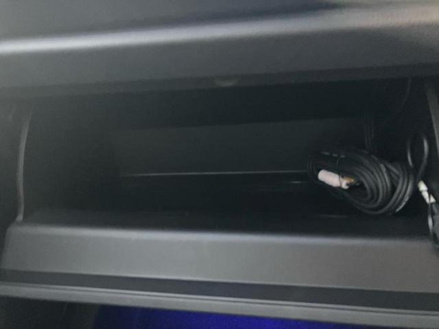 ＲＡＶ４ Ｘ　サンルーフ／保証書／社外　９インチ　ＳＤナビ／トヨタセーフティセンス／車線逸脱防止支援システム／ドライブレコーダー　前後／ヘッドランプ　ＬＥＤ／Ｂｌｕｅｔｏｏｔｈ接続／ＥＴＣ／ＥＢＤ付ＡＢＳ　禁煙車（38枚目）