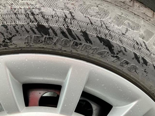 ムーヴキャンバス ストライプスＸ　保証書／スマートアシスト（トヨタ・ダイハツ）／両側電動スライドドア／車線逸脱防止支援システム／ＥＢＤ付ＡＢＳ／横滑り防止装置／アイドリングストップ／禁煙車／エアバッグ　運転席／エアバッグ　助手席（47枚目）