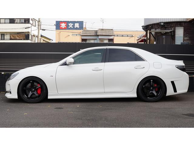 マークＸ ３５０Ｓ　Ｇ’ｓ　サンルーフ、車高調、社外１９インチ鍛造ＡＷ、大型ブレーキキャリパー、メンテナンス済み車両、９インチＡＬＰＩＮＥカーナビ、Ｂｌｕｅｔｏｏｔｈ、バックカメラ、ビルトインＥＴＣ、スマートキー（4枚目）