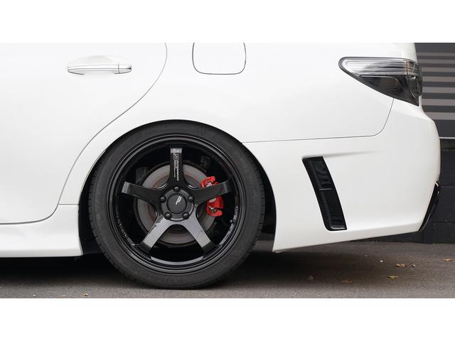 マークＸ ３５０Ｓ　Ｇ’ｓ　サンルーフ、車高調、社外１９インチ鍛造ＡＷ、大型ブレーキキャリパー、メンテナンス済み車両、９インチＡＬＰＩＮＥカーナビ、Ｂｌｕｅｔｏｏｔｈ、バックカメラ、ビルトインＥＴＣ、スマートキー（5枚目）