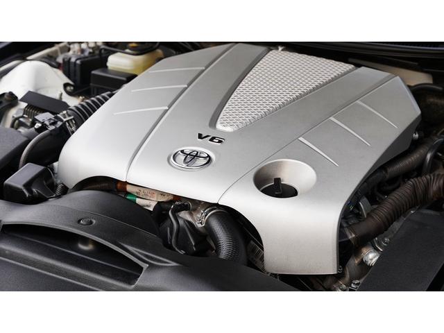 マークＸ ３５０Ｓ　Ｇ’ｓ　サンルーフ、車高調、社外１９インチ鍛造ＡＷ、大型ブレーキキャリパー、メンテナンス済み車両、９インチＡＬＰＩＮＥカーナビ、Ｂｌｕｅｔｏｏｔｈ、バックカメラ、ビルトインＥＴＣ、スマートキー（18枚目）