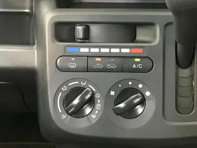 S 純正ナビ バックカメラ CD/DVD再生 ビルトインETC 電動格納ミラー キーレスエントリー 禁煙車 ドアバイザー プライバシーガラス(8枚目)