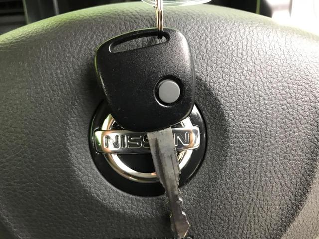 S 純正ナビ バックカメラ CD/DVD再生 ビルトインETC 電動格納ミラー キーレスエントリー 禁煙車 ドアバイザー プライバシーガラス(11枚目)