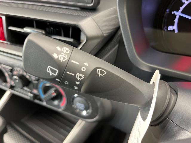 X 衝突被害軽減装置 登録済み未使用車 LEDヘッドライト コーナーセンサー スマートキー オートマチックハイビーム アイドリングストップ オートライト USB入力端子 プライバシーガラス 盗難防止装置(44枚目)