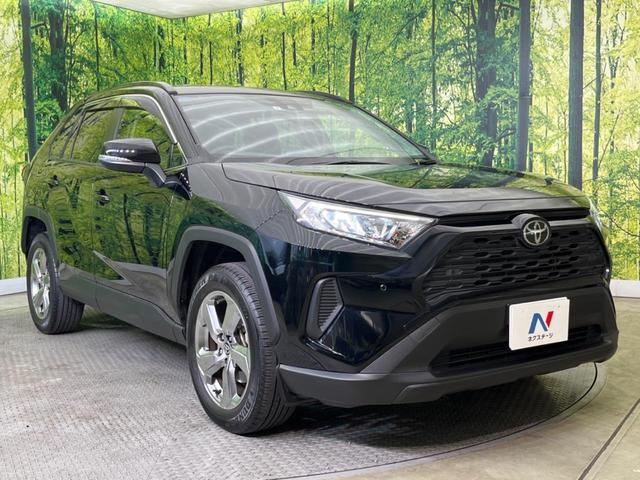 ＲＡＶ４ Ｘ　セーフティセンス　純正ＳＤナビ　禁煙車　レーダークルーズコントロール　バックカメラ　フルセグＴＶ　Ｂｌｕｅｔｏｏｔｈ接続　ＥＴＣ　ＬＥＤヘッドライト　クリアランスソナー　オートマチックハイビーム（17枚目）