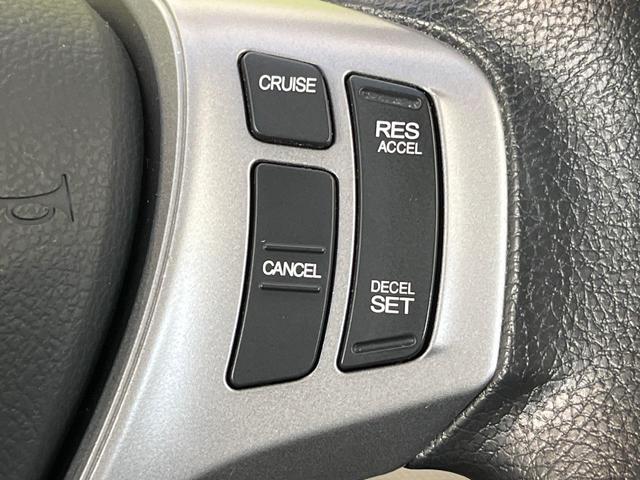 フリードハイブリッド ジャストセレクション　両側電動ドア　純正ＳＤナビ　バックカメラ　禁煙車　スマートキー　ＨＩＤヘッド　ビルトインＥＴＣ　クルコン　オートライト　オートエアコン　Ｂｌｕｅｔｏｏｔｈ　ＣＤ　ＤＶＤ再生　地デジ（7枚目）