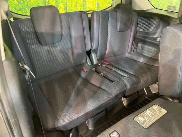 フリードハイブリッド ジャストセレクション　両側電動ドア　純正ＳＤナビ　バックカメラ　禁煙車　スマートキー　ＨＩＤヘッド　ビルトインＥＴＣ　クルコン　オートライト　オートエアコン　Ｂｌｕｅｔｏｏｔｈ　ＣＤ　ＤＶＤ再生　地デジ（10枚目）