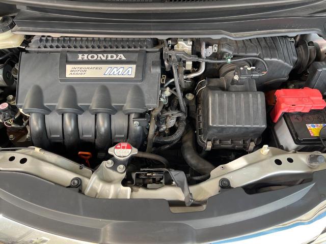 フリードハイブリッド ジャストセレクション　両側電動ドア　純正ＳＤナビ　バックカメラ　禁煙車　スマートキー　ＨＩＤヘッド　ビルトインＥＴＣ　クルコン　オートライト　オートエアコン　Ｂｌｕｅｔｏｏｔｈ　ＣＤ　ＤＶＤ再生　地デジ（19枚目）