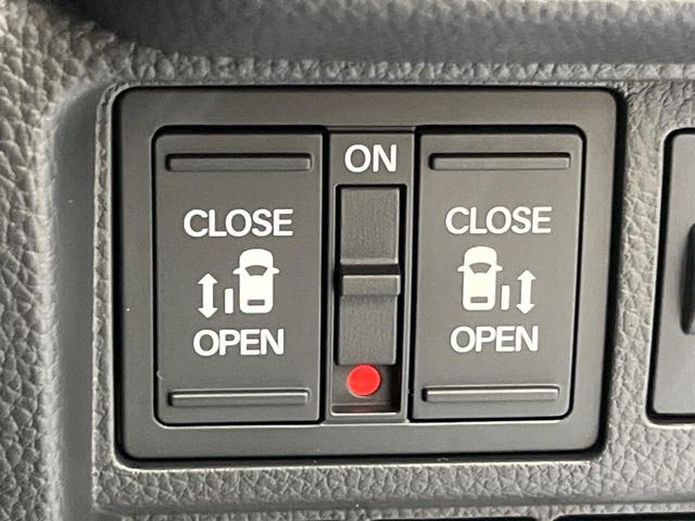 ステップワゴン ｅ：ＨＥＶスパーダ　登録済未使用車　両側電動ドア　純正１１型ナビ　バックカメラ　ホンダセンシング　アダプティブクルーズ　電動リアゲート　ハーフレザーシート　シートヒーター　コーナーセンサー　スマートキー　ＬＥＤヘッド（3枚目）