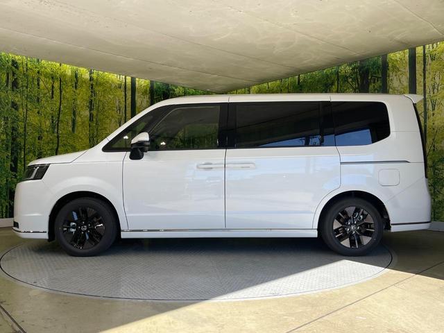 ステップワゴン ｅ：ＨＥＶスパーダ　登録済未使用車　両側電動ドア　純正１１型ナビ　バックカメラ　ホンダセンシング　アダプティブクルーズ　電動リアゲート　ハーフレザーシート　シートヒーター　コーナーセンサー　スマートキー　ＬＥＤヘッド（25枚目）